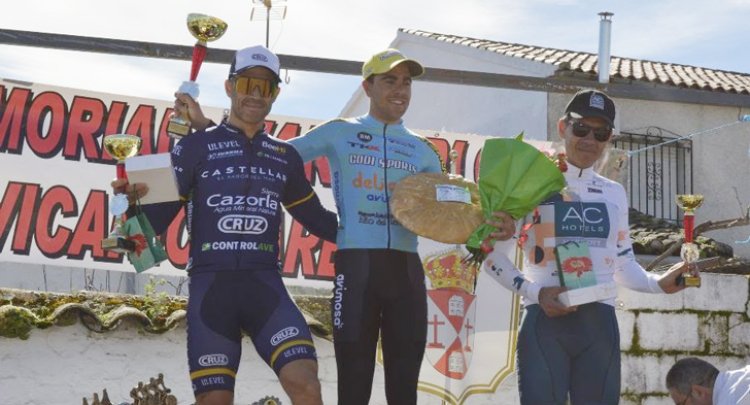 El ciclista Jorge González se adjudica al sprint el VII Memorial Juan Carlos Vicario Barberá