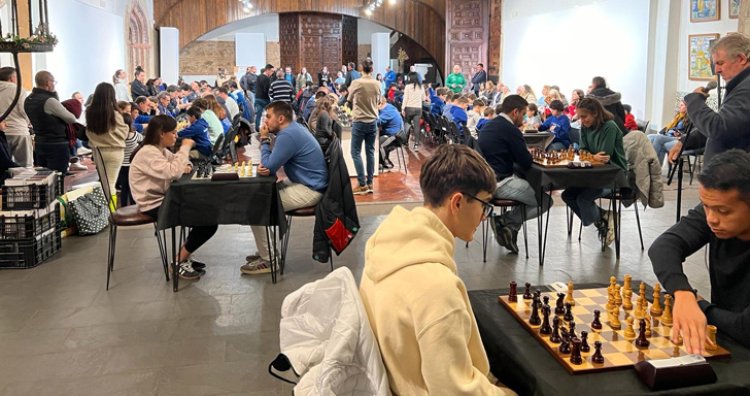 Más de un centenar de jugadores compiten en el I Torneo de Ajedrez Mondas de Talavera
