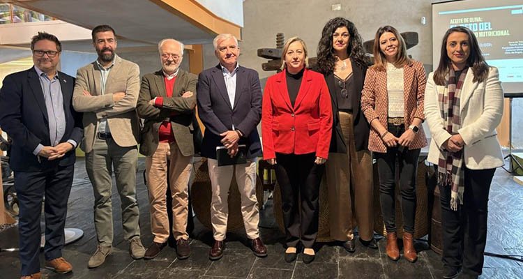 La Junta patrocinará el Congreso Mundial del Aceite de Oliva con 'Campo y Alma'