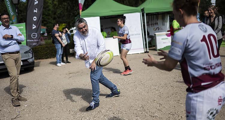 El presidente del CSD visibilizando el Rugby.