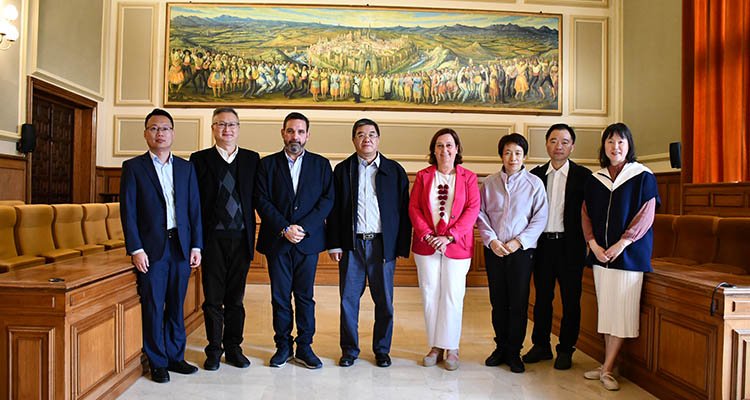 Políticos de China se interesan por la gestión del turismo de la Diputación de Toledo