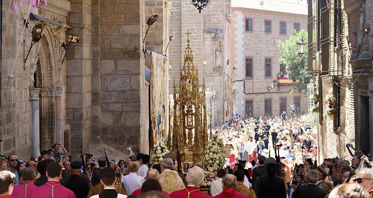 Orgullo y sentir toledano en otra espectacular procesión del Corpus Christi