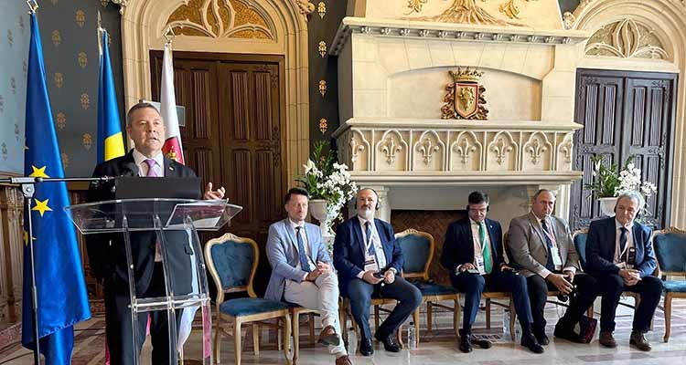 Page deja la presidencia de la AREV tras siete años y ofrece Toledo como sede plenaria