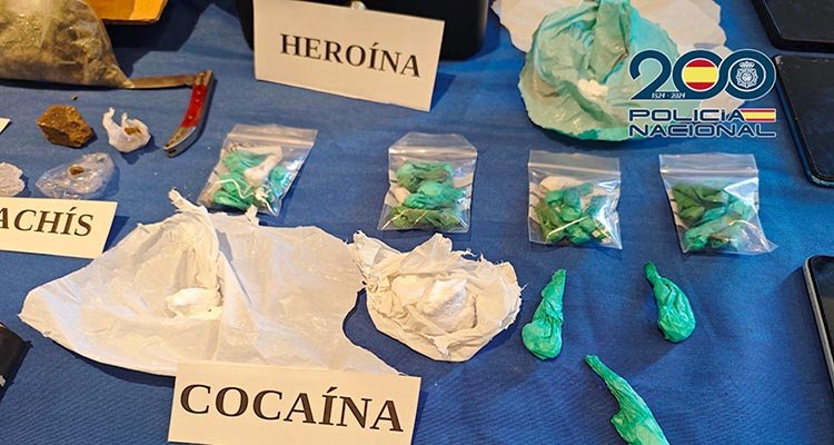 Una denuncia anónima en Talavera desmantela una red de venta de heroína y cocaína
