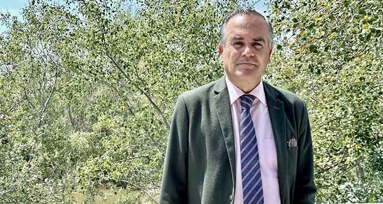 El alcalde de Talavera firma un bando que insta a limpiar los solares