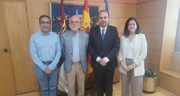 La Junta conoce las actividades de la iglesia evangélica de Castilla-La Mancha y sus necesidades
