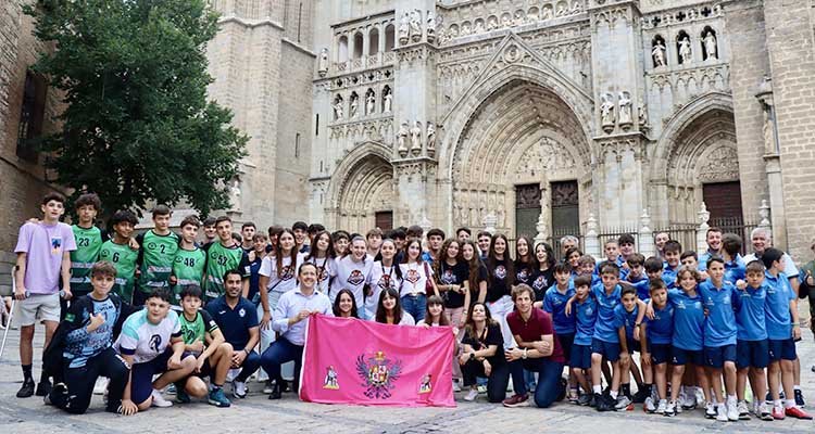 Reconocimiento del Ayuntamiento de Toledo a varios clubes por sus éxitos