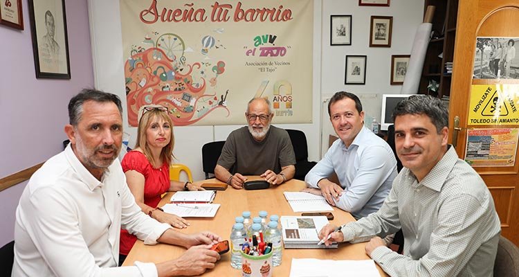 El alcalde de Toledo se reúne con la Asociación de Vecinos El Tajo