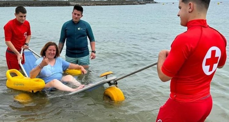 Cruz Roja volverá a prestar servicio de baño asistido en las Lagunas de Villafranca