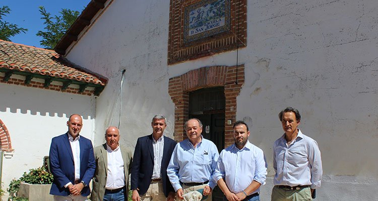 El Gobierno regional apoya un proyecto de alojamiento rural en La Corchuela