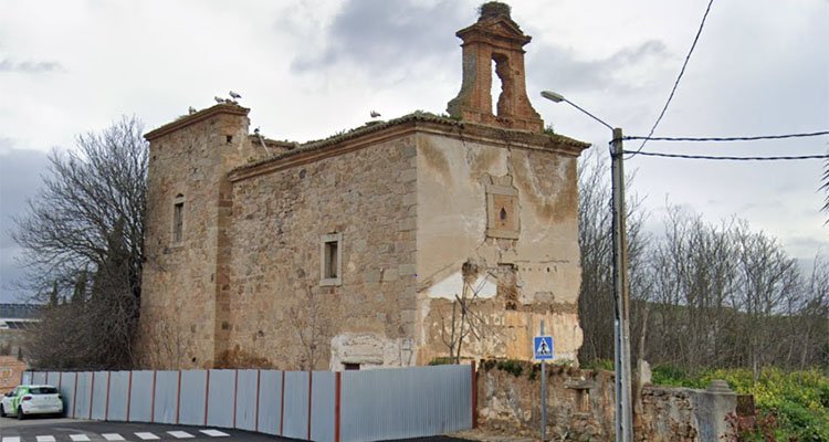 La iglesia del convento franciscano de El Puente del Arzobispo, en la Lista Roja de Patrimonio