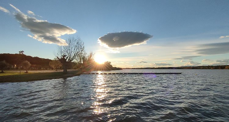 Sanidad recomienda no bañarse en el embalse de Cazalegas