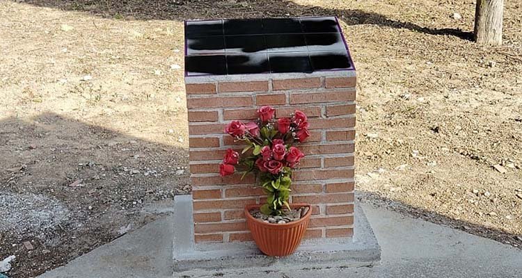 Vandalizan el memorial de víctimas del franquismo del cementerio de Fuensalida