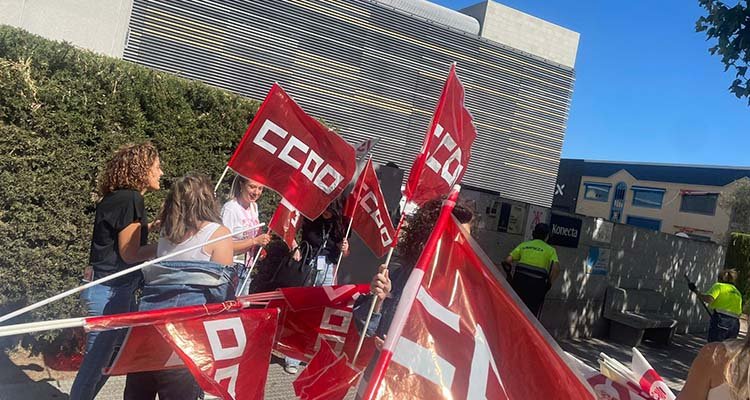 Trabajadores de Digitex en Talavera paran para denunciar sus condiciones laborales