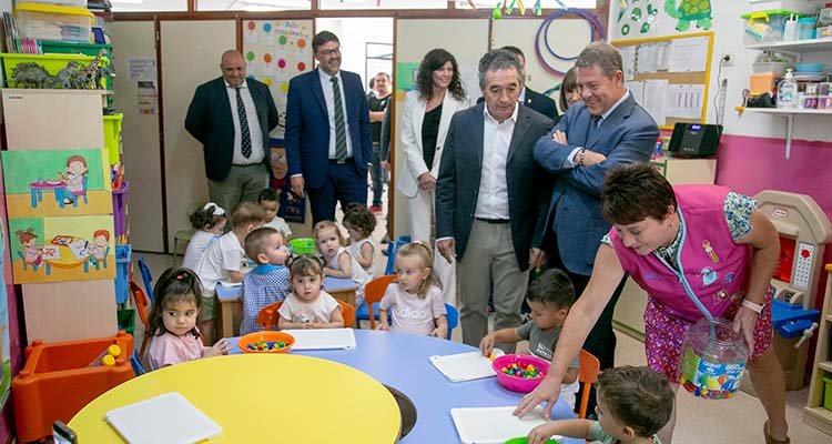 Castilla-La Mancha prorroga el plan de refuerzo educativo hasta el 2028