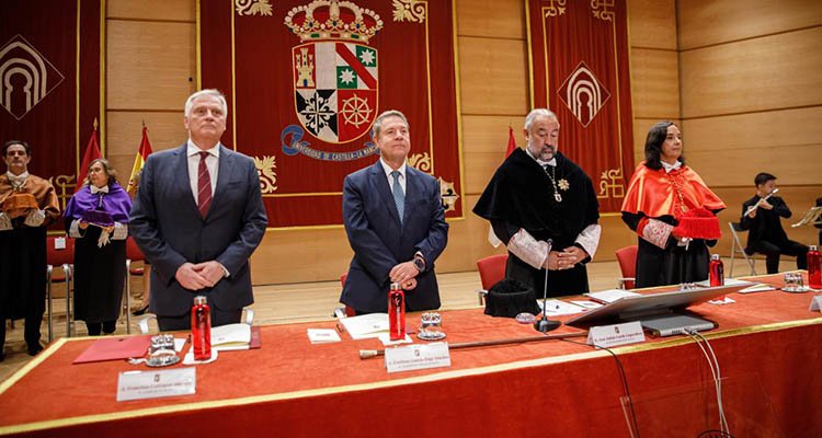 García-Page anuncia la incorporación de 159 nuevos profesores para la UCLM