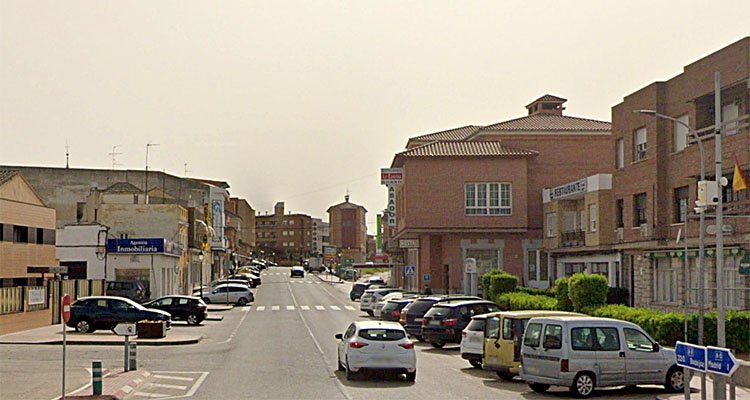 Tirotean a un joven en una calle de Santa Olalla