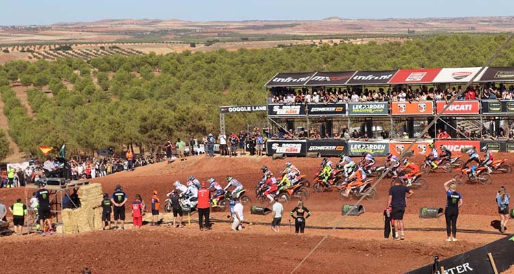 Destacan el éxito de la prueba del Mundial de Motocross en Cózar