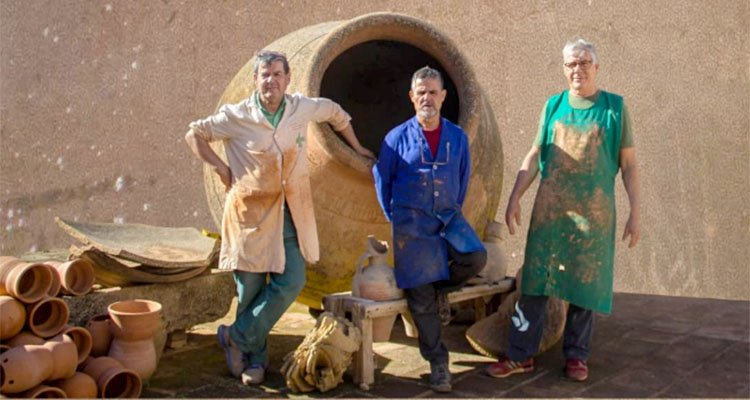 Alfarería Hermanos Peño, de Villafranca de los Caballeros, Medalla al Mérito Artesano