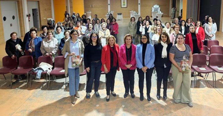 Menasalbas inaugura oficialmente la Semana de la Mujer de la Diputación de Toledo y Asaja