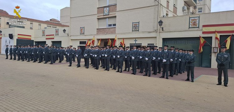 Bienvenida en Toledo a 129 guardias civiles en prácticas