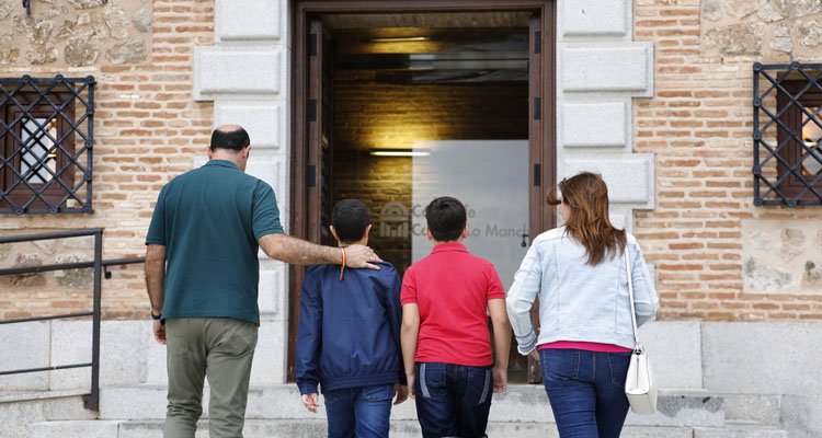 Las Cortes de Castilla-La Mancha invitan a todos a visitar San Gil