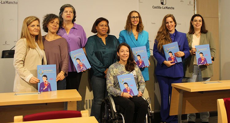 Un calendario visibiliza a doce mujeres referentes y cruciales de la región