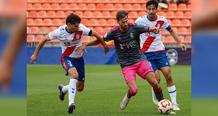 Paso al frente del CF Talavera y traspié del CD Illescas