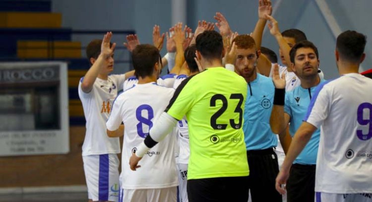 Desde Olías se asegura que fue su jugador Omar el primero en recibir insultos racistas. Foto: FS Olías del Rey