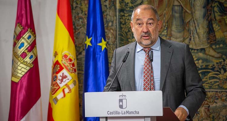 Garde seguirá siendo rector de la Universidad de Castilla-La Mancha