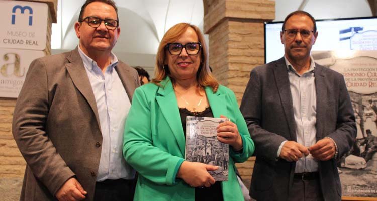 La Junta ha comprado más de 15.000 libros para promocionar la industria cultural