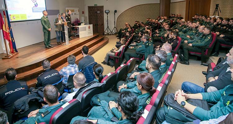 Agentes de las fuerzas de seguridad se forman en violencia de género en Toledo