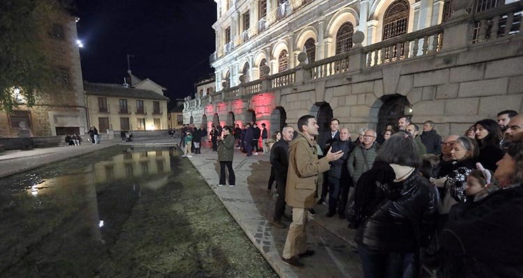 Toledo vive una noche mágica descubriendo el patrimonio contemporáneo