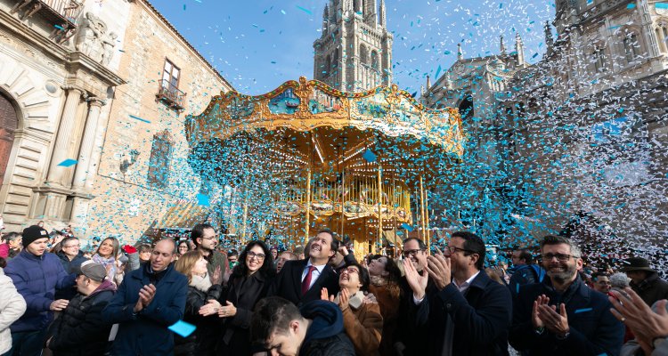 Toledo conmemora el Día de las Personas con Discapacidad en el árbol de los deseos