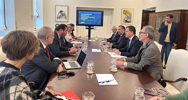 Transportes plantea un viaducto en el AVE Madrid-Lisboa en Toledo y mantener la estación