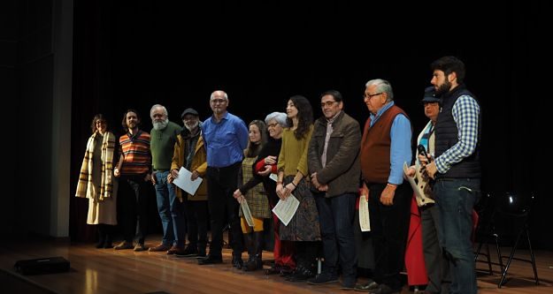 Los poetas y organizadores del Encuentro de Arenas.